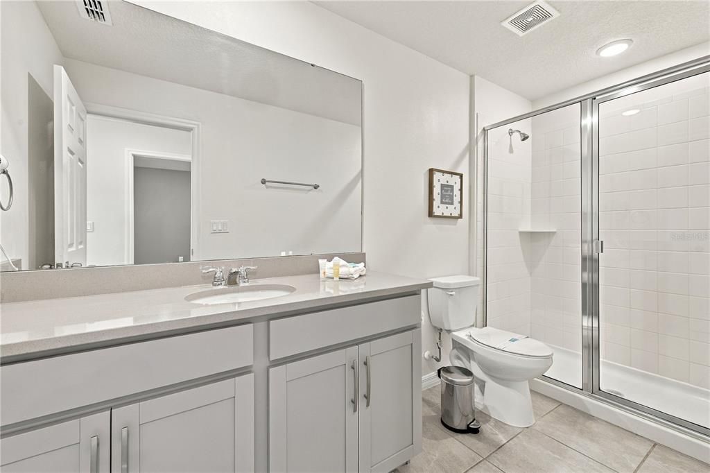 For Sale: $455,000 (5 beds, 4 baths, 2294 Square Feet)