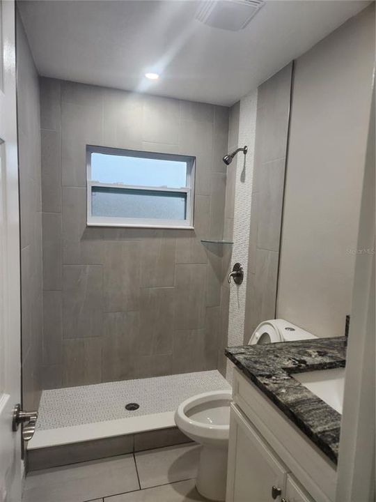 En Venta: $284,500 (3 camas, 1 baños, 1072 Pies cuadrados)