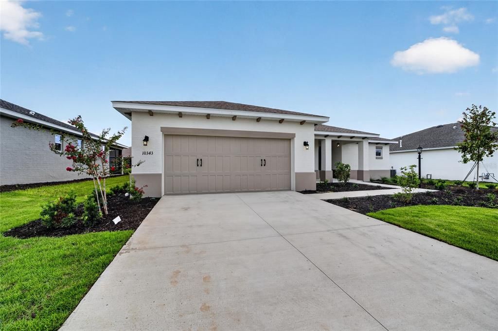 For Sale: $420,115 (2 beds, 2 baths, 1718 Square Feet)
