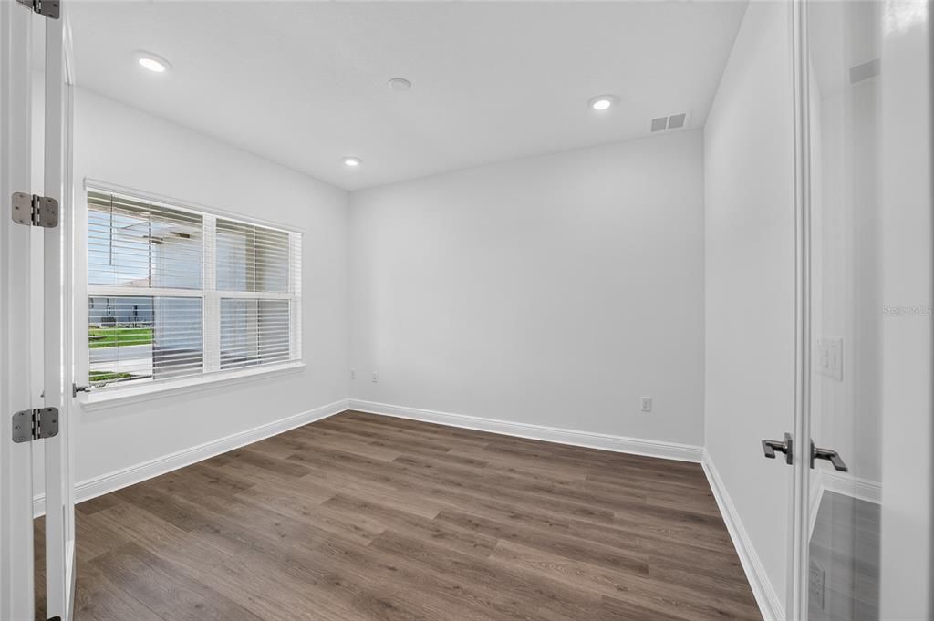 For Sale: $420,115 (2 beds, 2 baths, 1718 Square Feet)
