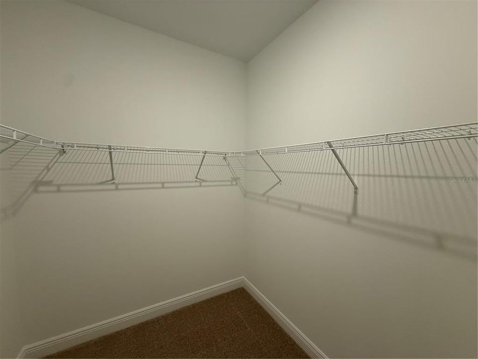 For Rent: $3,750 (5 beds, 3 baths, 3076 Square Feet)