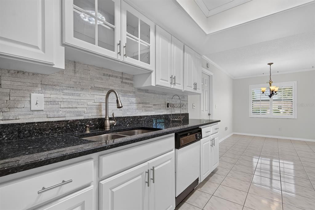 For Sale: $185,000 (2 beds, 2 baths, 1829 Square Feet)