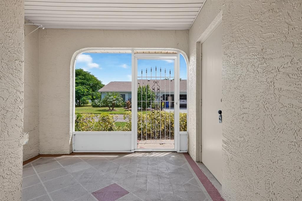 For Sale: $185,000 (2 beds, 2 baths, 1829 Square Feet)