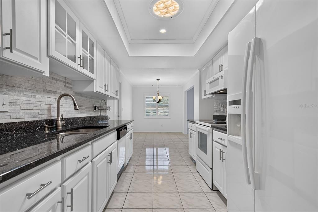 For Sale: $185,000 (2 beds, 2 baths, 1829 Square Feet)