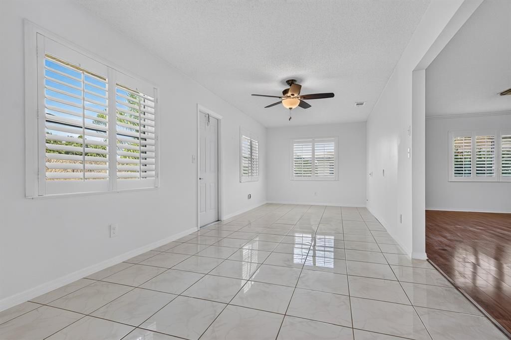 For Sale: $185,000 (2 beds, 2 baths, 1829 Square Feet)