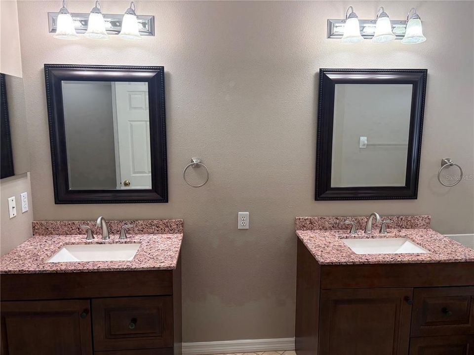 For Rent: $3,700 (3 beds, 2 baths, 2348 Square Feet)