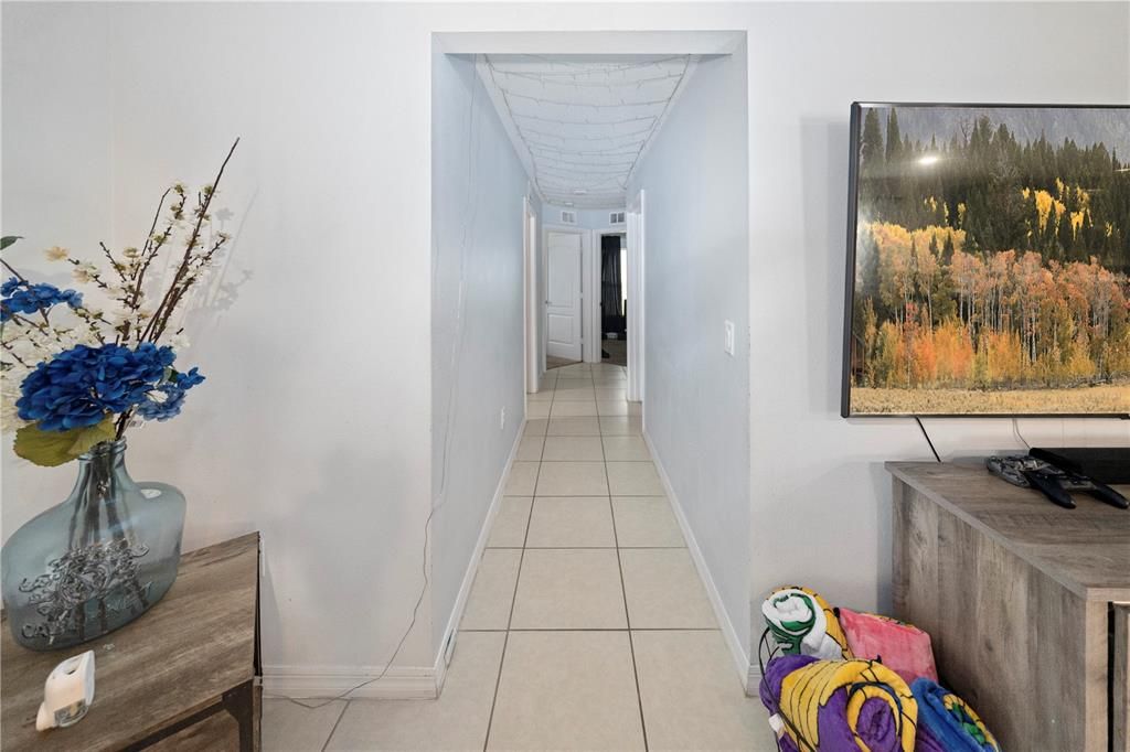 For Sale: $260,000 (4 beds, 2 baths, 1851 Square Feet)