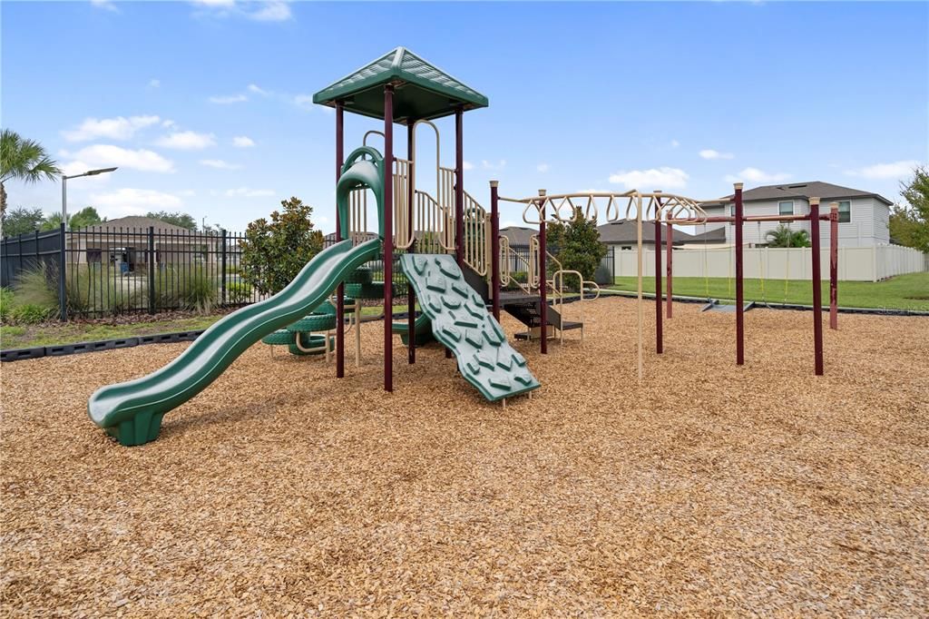 For Sale: $260,000 (4 beds, 2 baths, 1851 Square Feet)