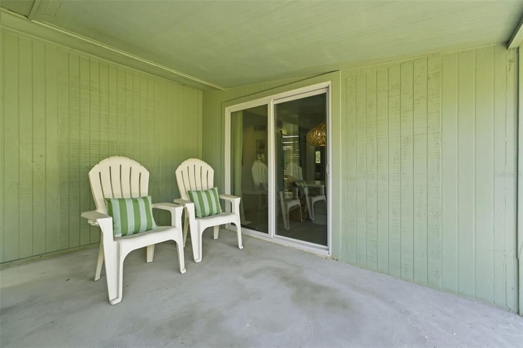 For Sale: $329,000 (3 beds, 1 baths, 1114 Square Feet)