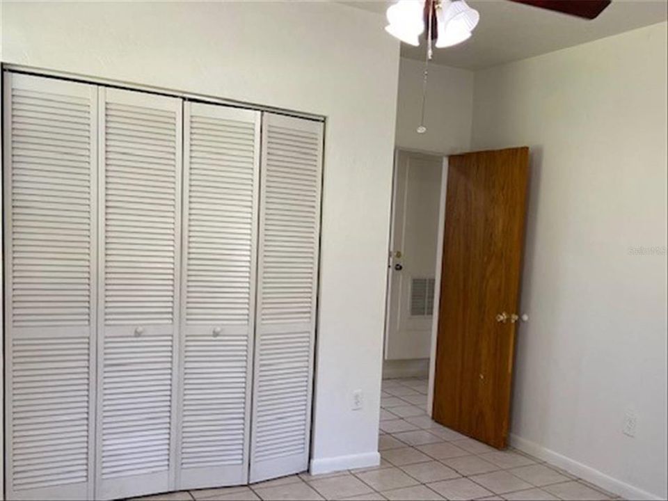 En Venta: $268,000 (4 camas, 2 baños, 1565 Pies cuadrados)