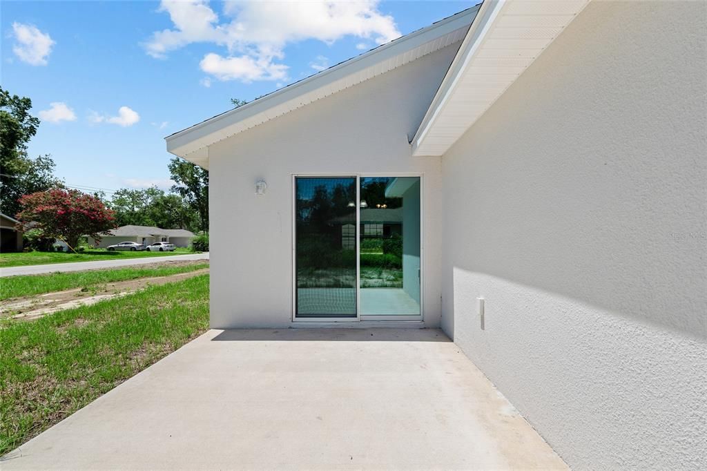 En Venta: $255,000 (3 camas, 2 baños, 1552 Pies cuadrados)