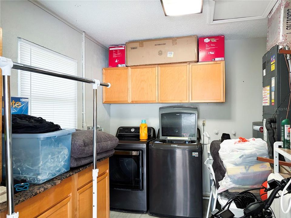 En Venta: $425,000 (3 camas, 2 baños, 1574 Pies cuadrados)