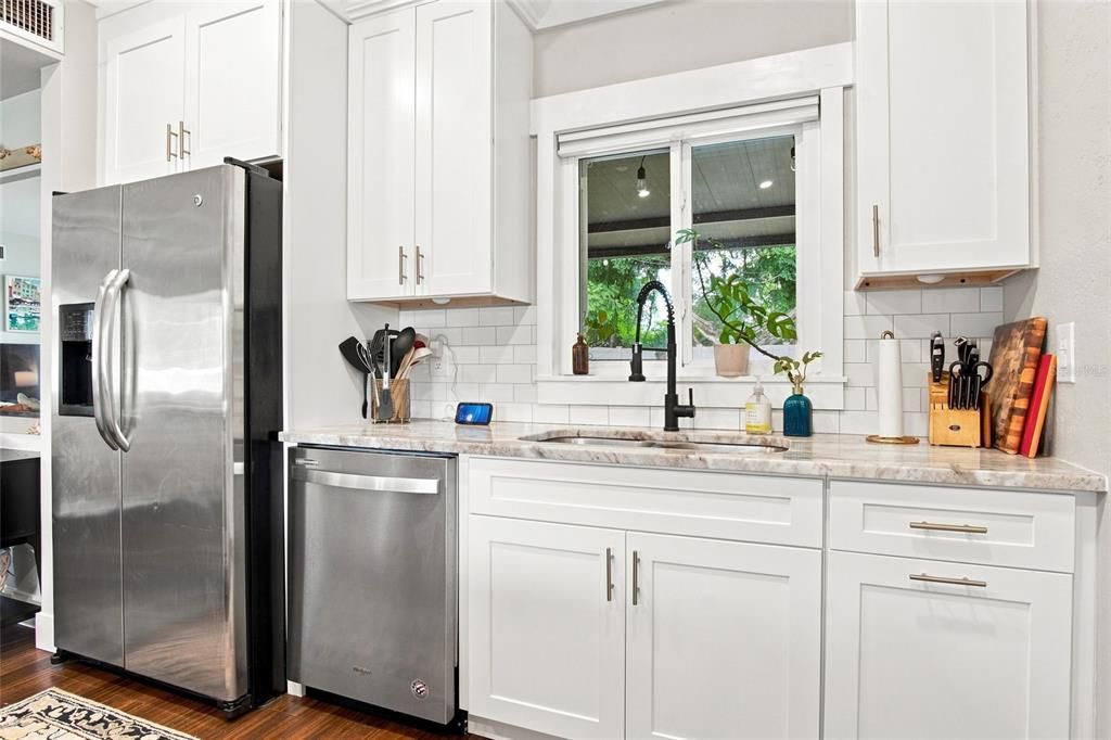 For Sale: $465,000 (3 beds, 2 baths, 1344 Square Feet)