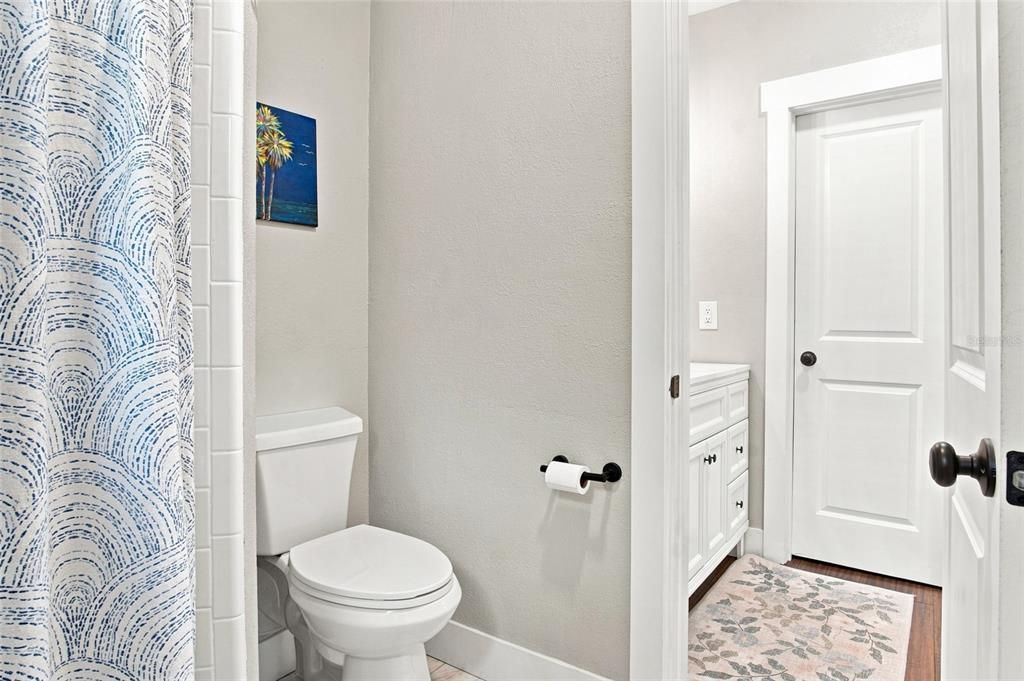For Sale: $465,000 (3 beds, 2 baths, 1344 Square Feet)