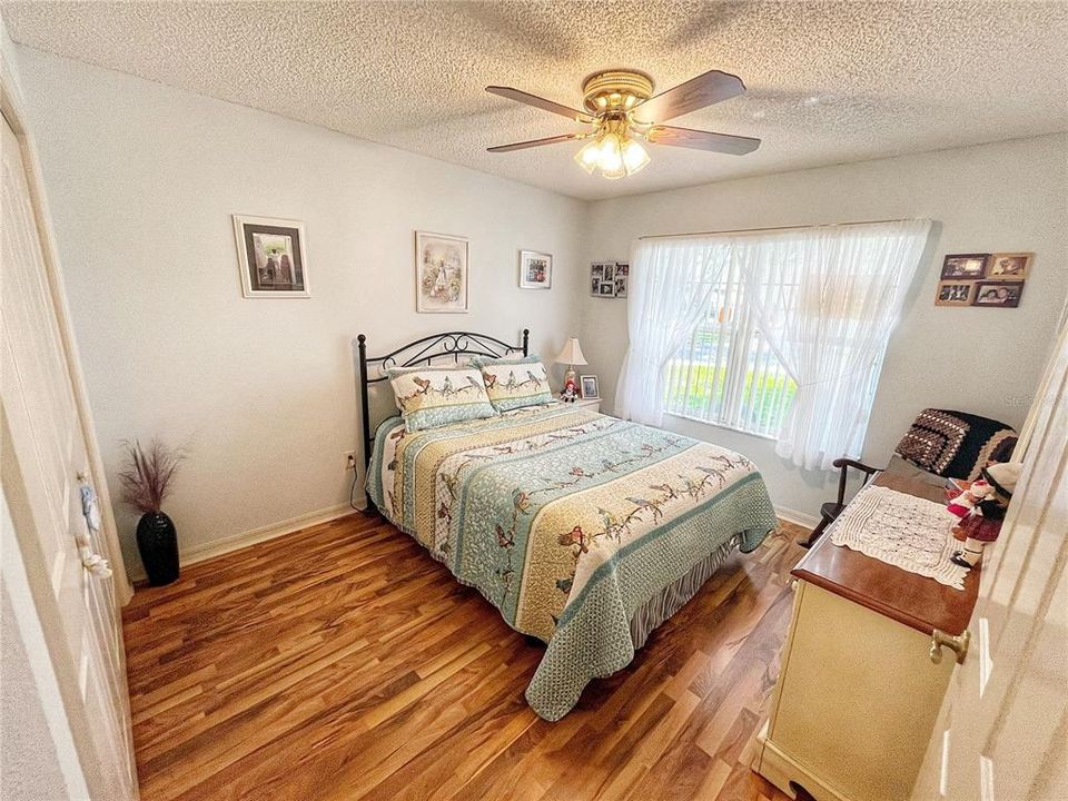 На продажу: $399,000 (3 спален, 2 ванн, 1640 Квадратных фут)