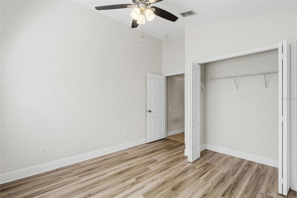 For Sale: $379,999 (4 beds, 2 baths, 1685 Square Feet)