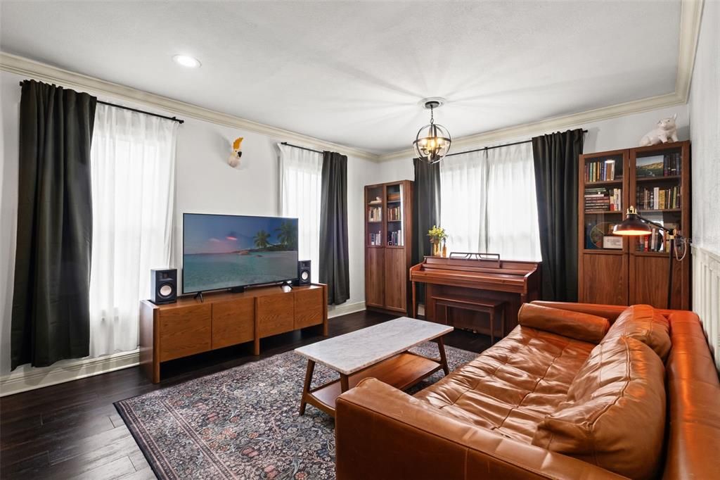 На продажу: $399,000 (3 спален, 2 ванн, 1256 Квадратных фут)