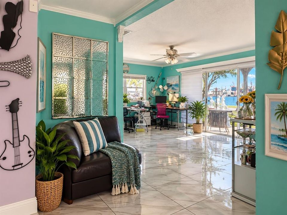 Active With Contract: $1,000,000 (2 beds, 2 baths, 1563 Square Feet)