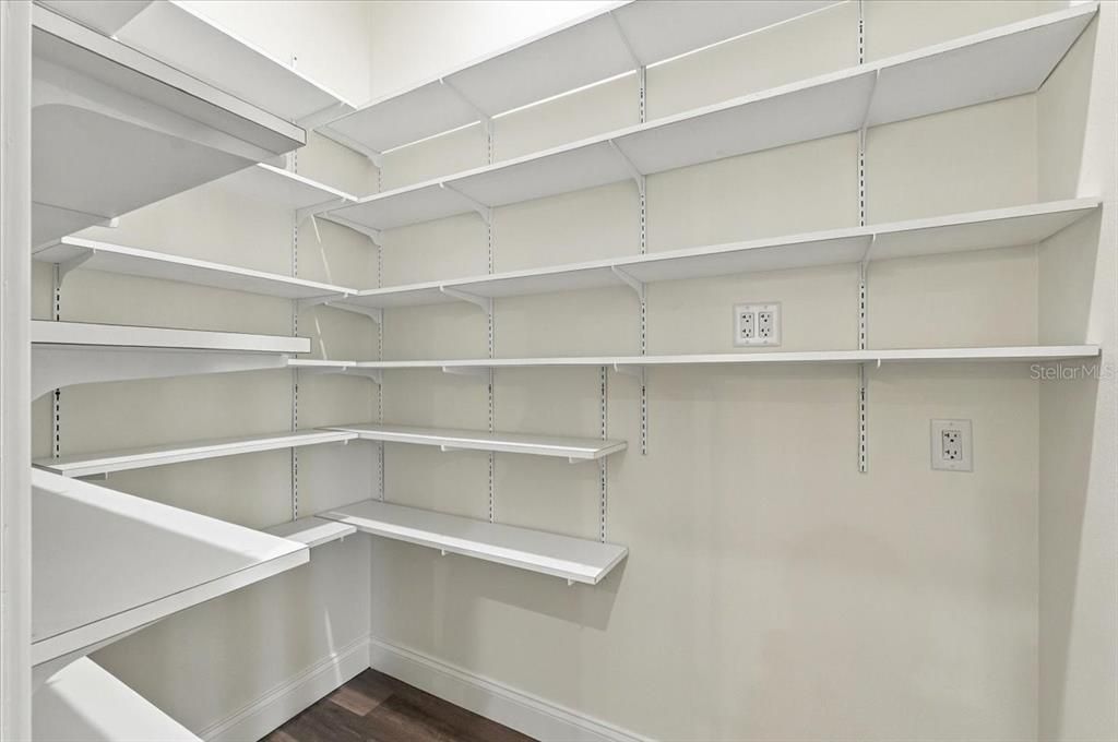 En Venta: $1,750,000 (4 camas, 4 baños, 3476 Pies cuadrados)