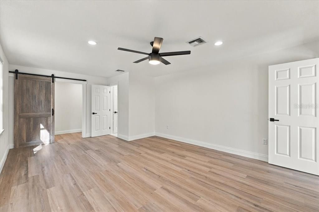 En Venta: $1,750,000 (4 camas, 4 baños, 3476 Pies cuadrados)