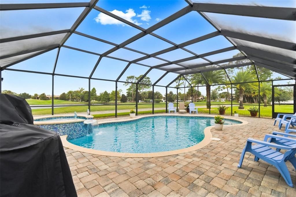 En Venta: $649,000 (4 camas, 3 baños, 1919 Pies cuadrados)