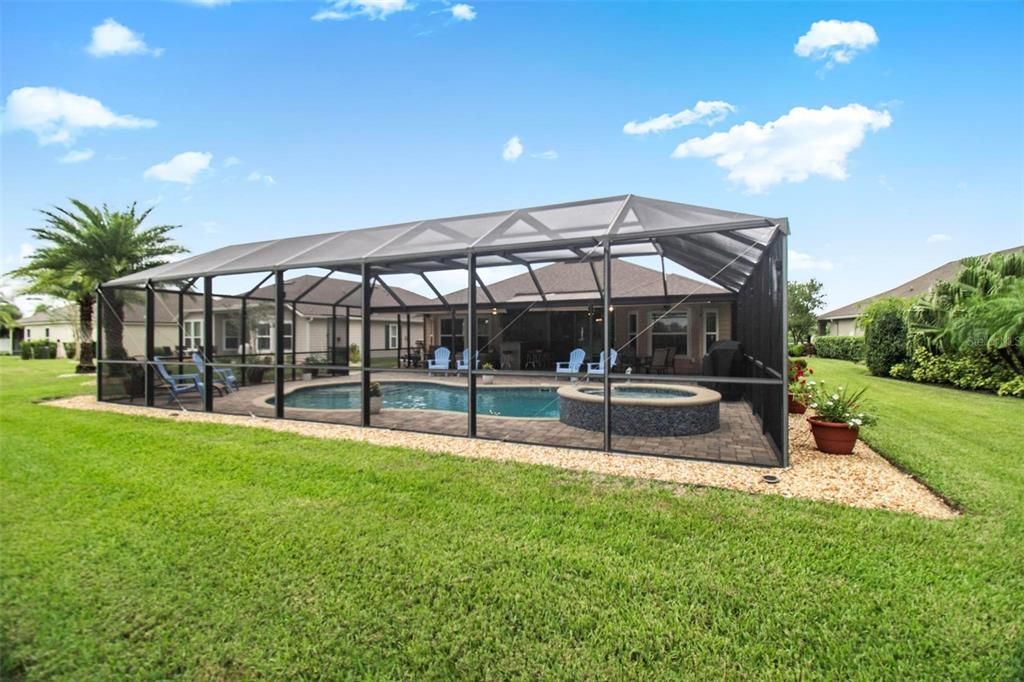 En Venta: $649,000 (4 camas, 3 baños, 1919 Pies cuadrados)