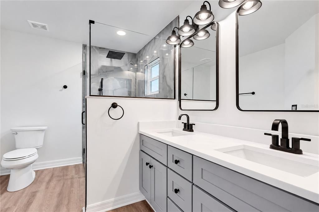 For Sale: $475,000 (3 beds, 2 baths, 1838 Square Feet)