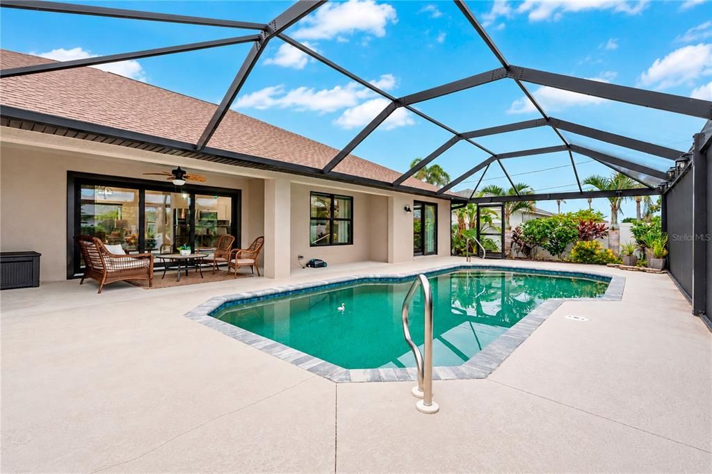 For Sale: $475,000 (3 beds, 2 baths, 1838 Square Feet)