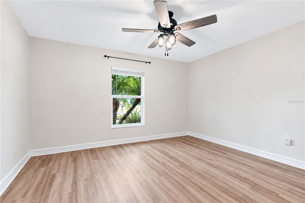 For Sale: $475,000 (3 beds, 2 baths, 1838 Square Feet)