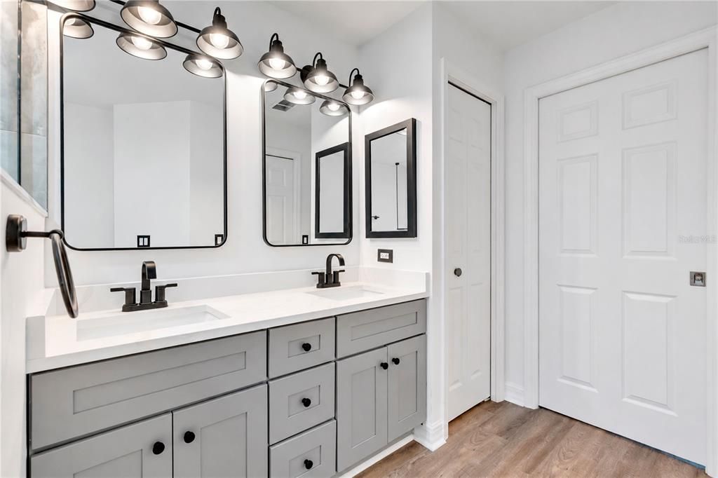For Sale: $475,000 (3 beds, 2 baths, 1838 Square Feet)