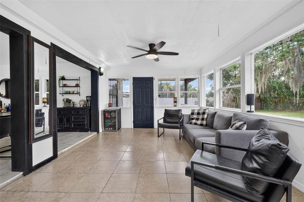 For Sale: $449,999 (5 beds, 3 baths, 2478 Square Feet)