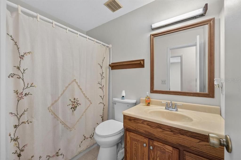 For Sale: $329,900 (3 beds, 2 baths, 1308 Square Feet)