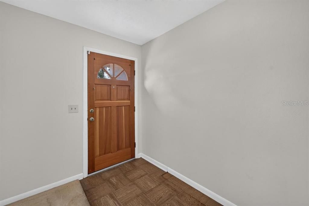 For Sale: $329,900 (3 beds, 2 baths, 1308 Square Feet)