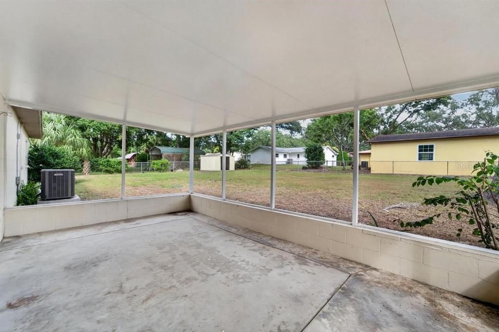 For Sale: $329,900 (3 beds, 2 baths, 1308 Square Feet)