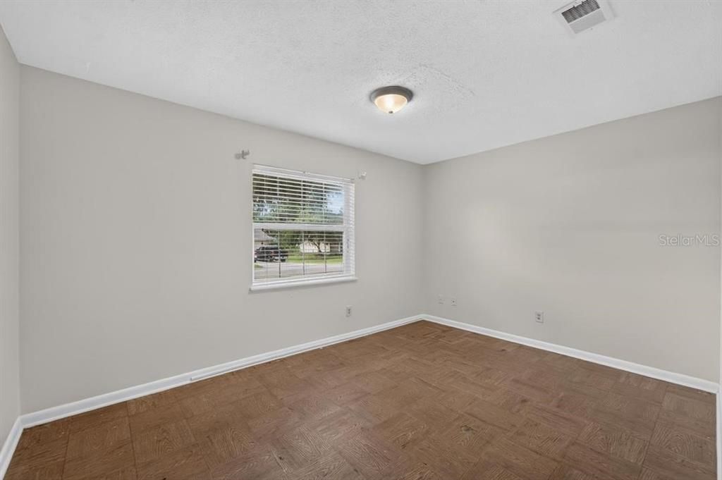For Sale: $329,900 (3 beds, 2 baths, 1308 Square Feet)