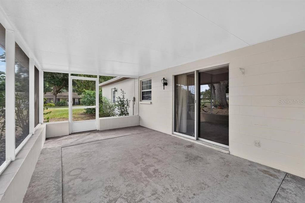For Sale: $329,900 (3 beds, 2 baths, 1308 Square Feet)
