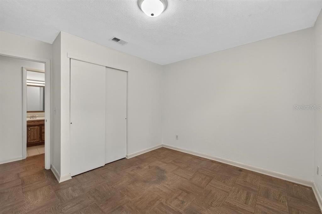 For Sale: $329,900 (3 beds, 2 baths, 1308 Square Feet)