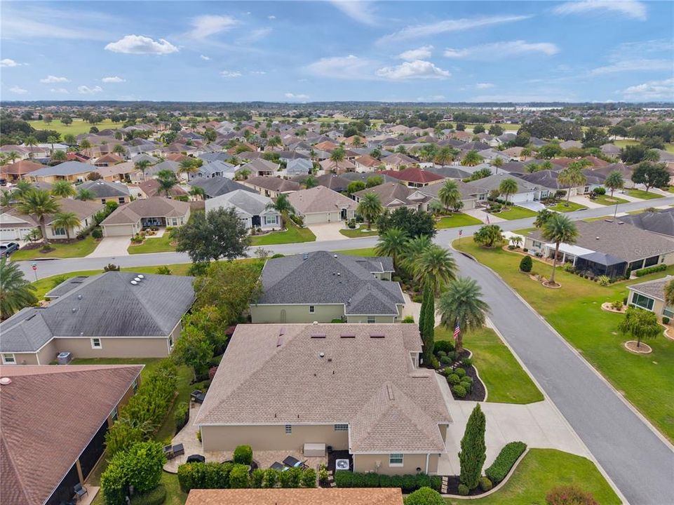 For Sale: $525,000 (3 beds, 2 baths, 1938 Square Feet)