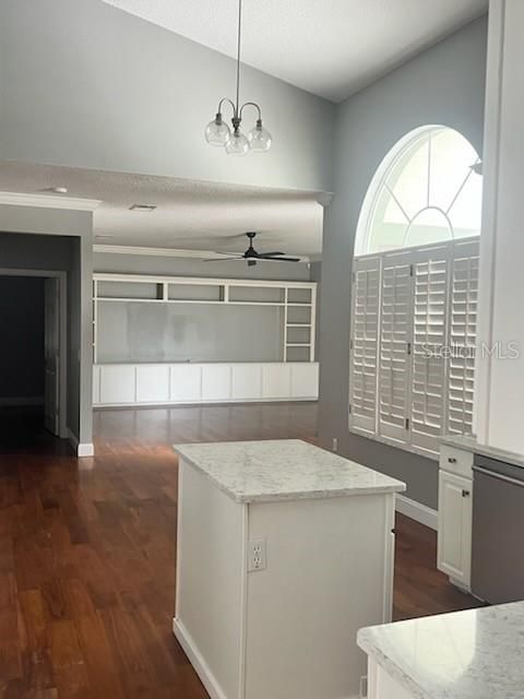 For Sale: $760,000 (4 beds, 3 baths, 2751 Square Feet)