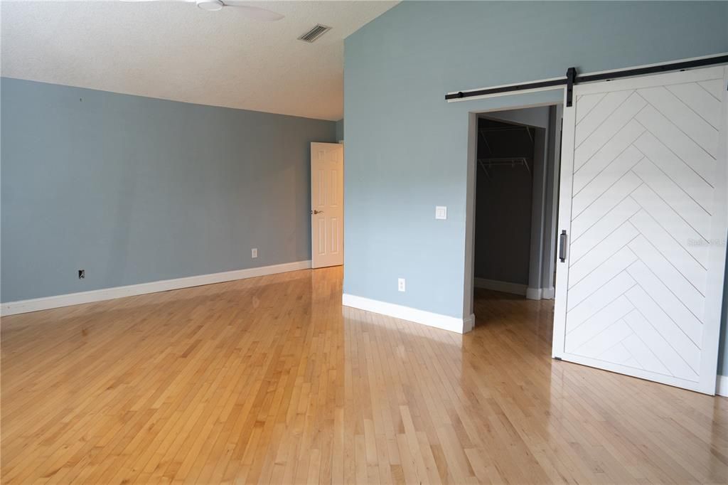 For Sale: $760,000 (4 beds, 3 baths, 2751 Square Feet)