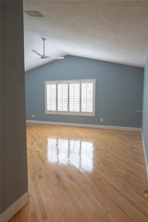 For Sale: $760,000 (4 beds, 3 baths, 2751 Square Feet)