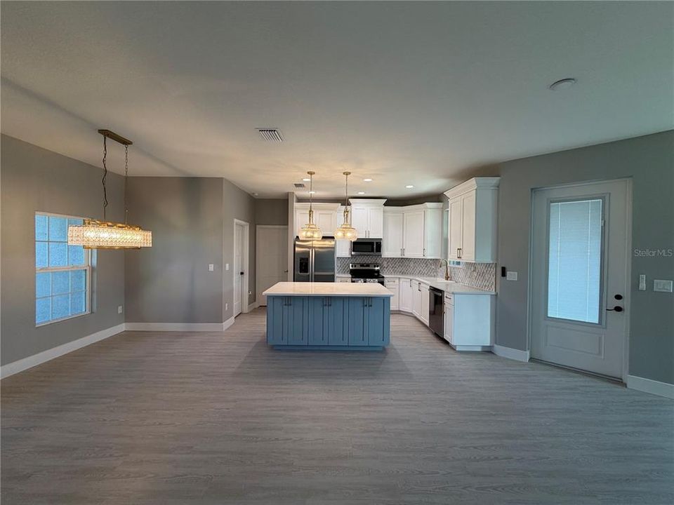 En Venta: $319,900 (3 camas, 2 baños, 1450 Pies cuadrados)
