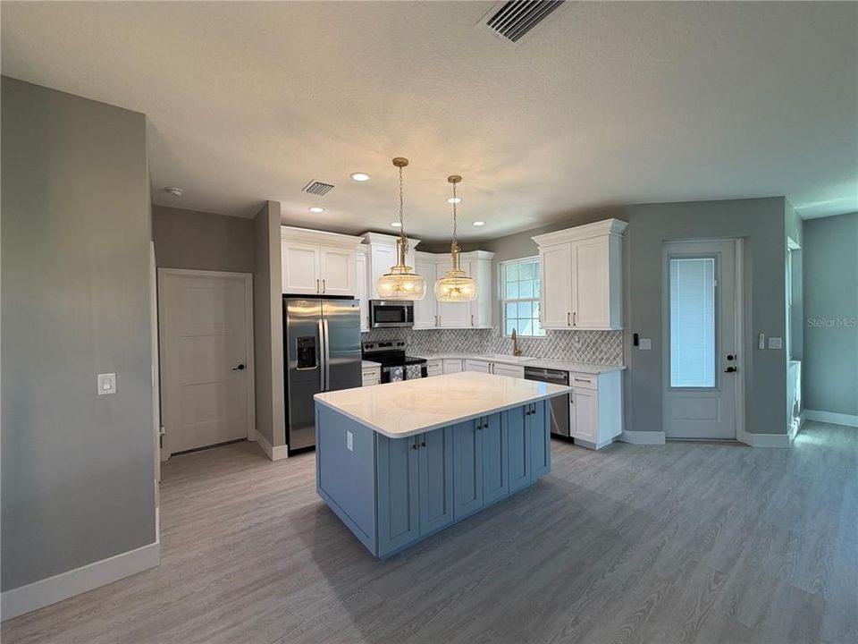 En Venta: $319,900 (3 camas, 2 baños, 1450 Pies cuadrados)