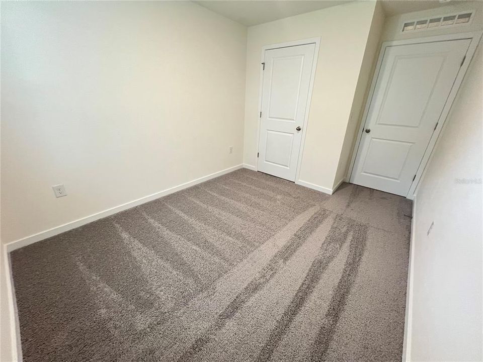 For Rent: $2,100 (3 beds, 2 baths, 1464 Square Feet)