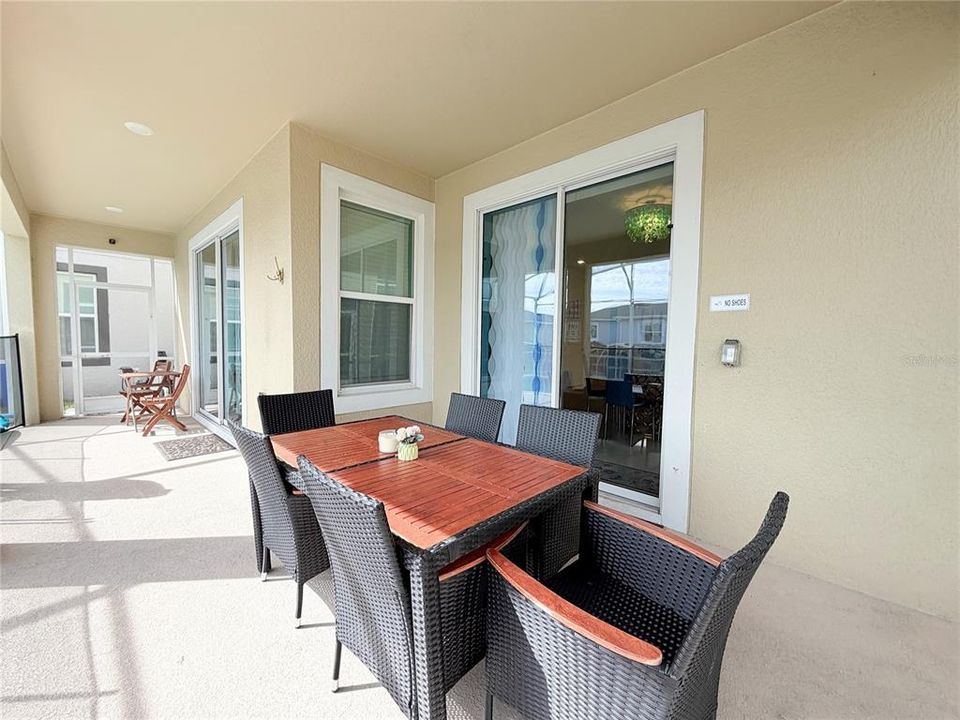 For Sale: $589,000 (6 beds, 5 baths, 3291 Square Feet)