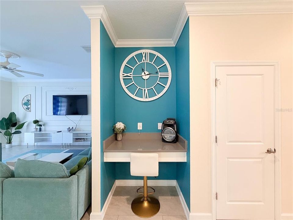 For Sale: $589,000 (6 beds, 5 baths, 3291 Square Feet)