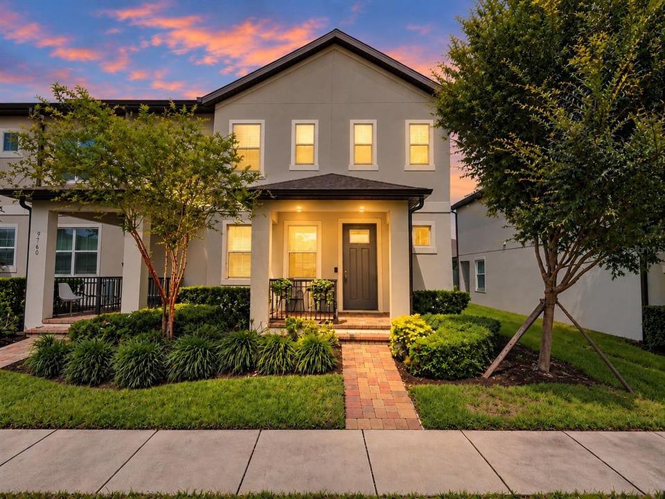 For Sale: $429,900 (3 beds, 2 baths, 1937 Square Feet)