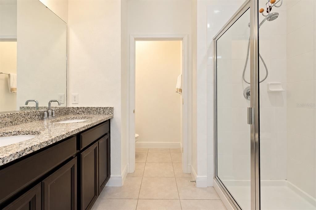 For Sale: $429,900 (3 beds, 2 baths, 1937 Square Feet)