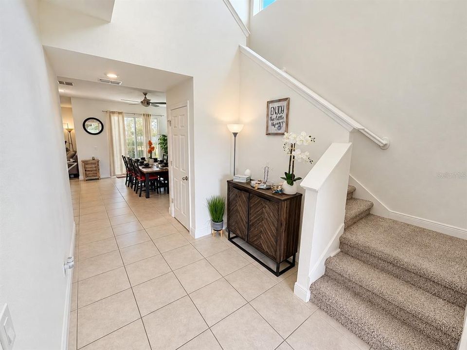 For Sale: $429,900 (3 beds, 2 baths, 1937 Square Feet)
