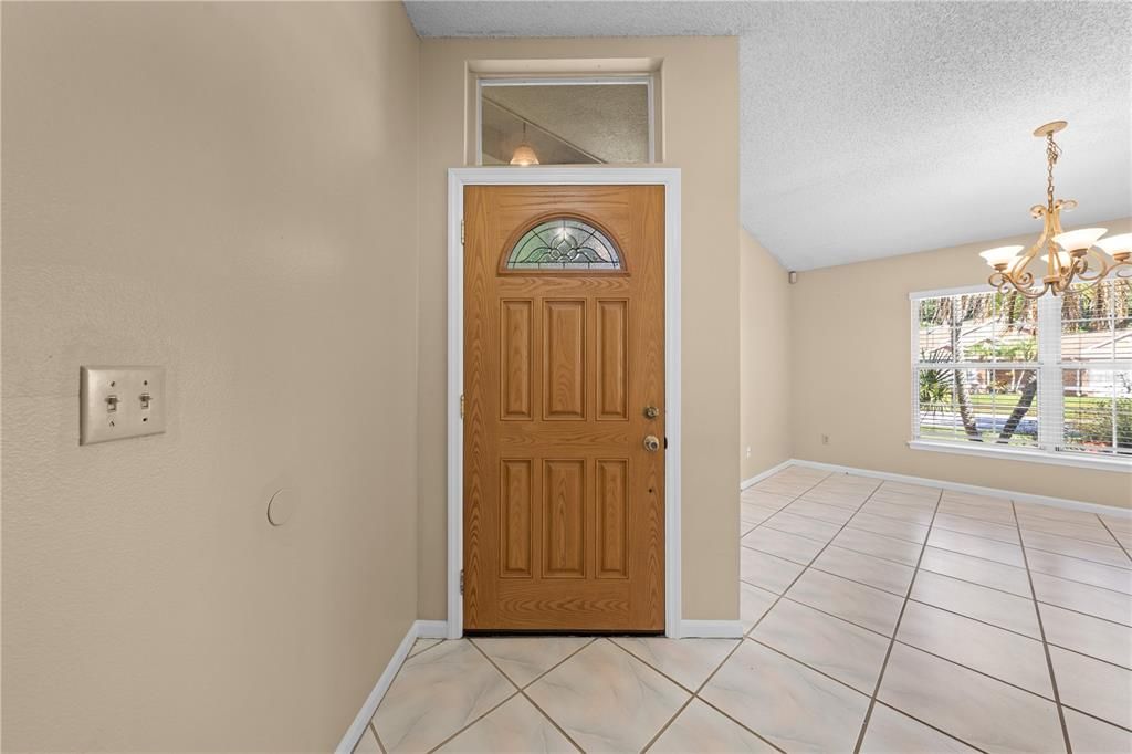 En Venta: $349,000 (3 camas, 2 baños, 1406 Pies cuadrados)